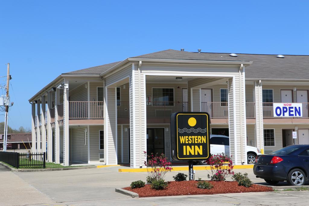 Western Inn Baker Εξωτερικό φωτογραφία